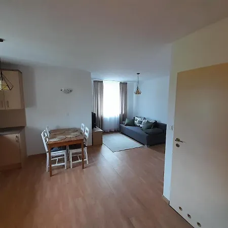 Daire Apartament Koninki Koninki